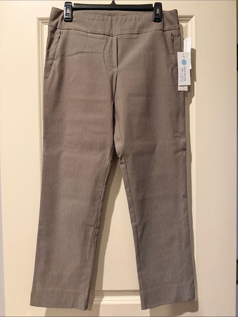 Margaret M Taupe Cropped Ponte Pull-On Pants